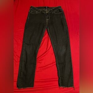 Black Frayed Hem Women Jeans